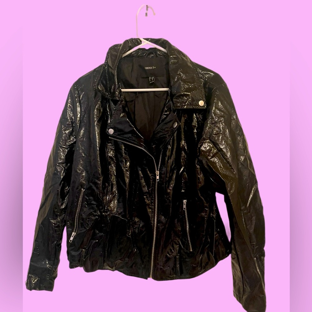 NWT Forever 21 Women's plus size Black Shiny faux leather moto Jacket 2X